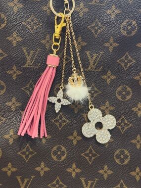 Pink Tassel Crystal Flower Bag Charm Keychain
